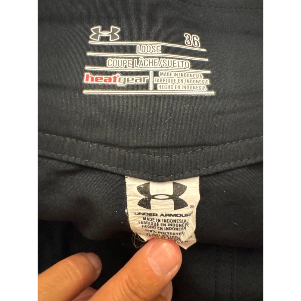Under Armour Shorts Mens Size 36 Swim Trunks Board Shorts Non- Lined - Picture 6 of 6